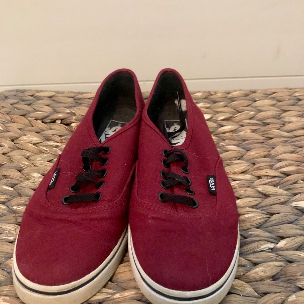 Maroon Vans Authentic - Picture 2 of 3